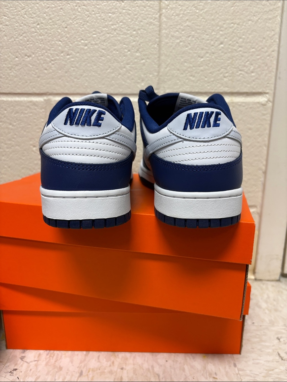 Nike Men’s Low-Top Sneakers - White & Navy Dunks - Picture 13 of 13